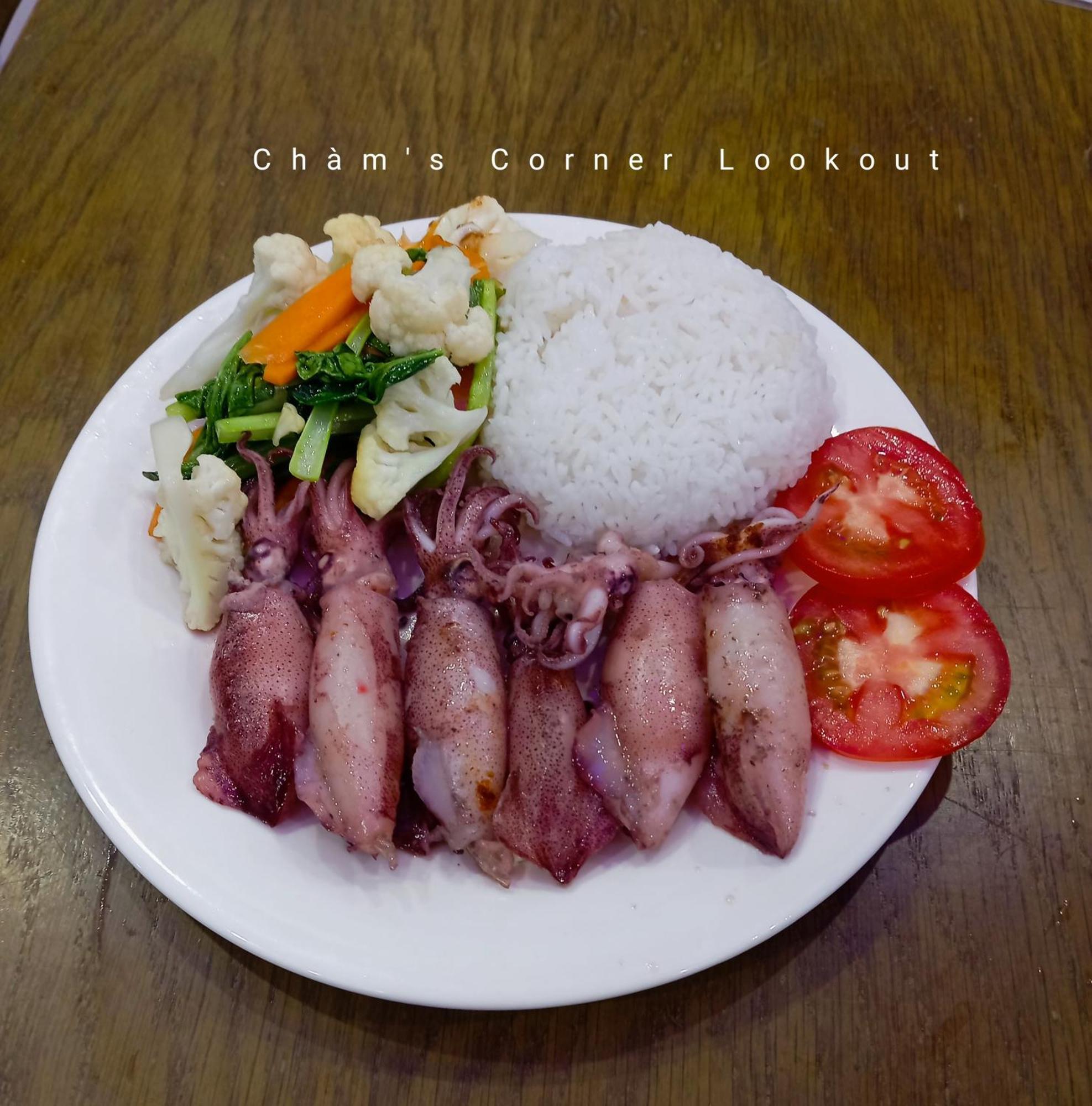 Cham'S Corner Lookout Homestay & Restaurant Tân Hiệ Eksteriør bilde