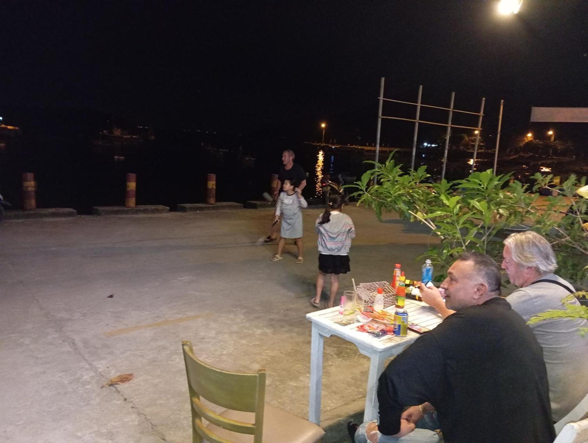 Cham'S Corner Lookout Homestay & Restaurant Tân Hiệ Eksteriør bilde